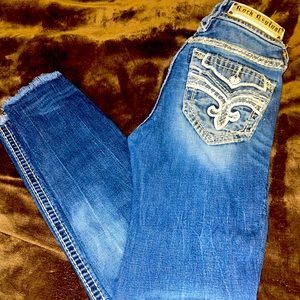 Rock Revival frayed bottom skinny jeans